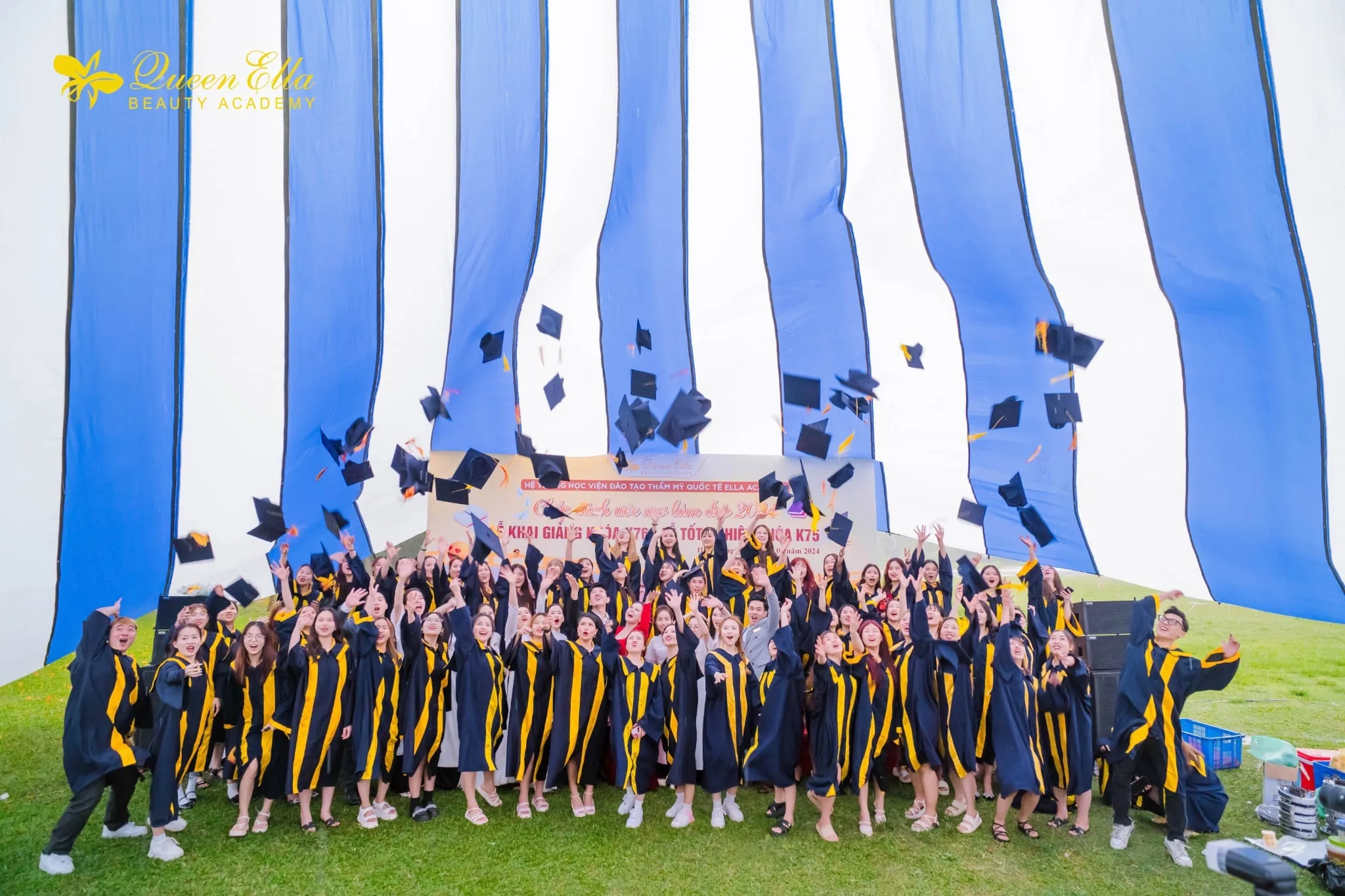 Khai giảng khoá mới tại Queen Ella Academy